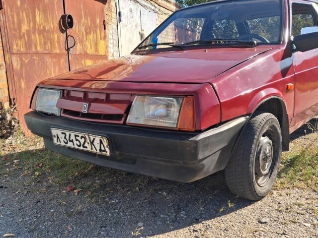 Красный ВАЗ 2108, объемом двигателя 1.5 л и пробегом 77 тыс. км за 753 $, фото 1 на Automoto.ua