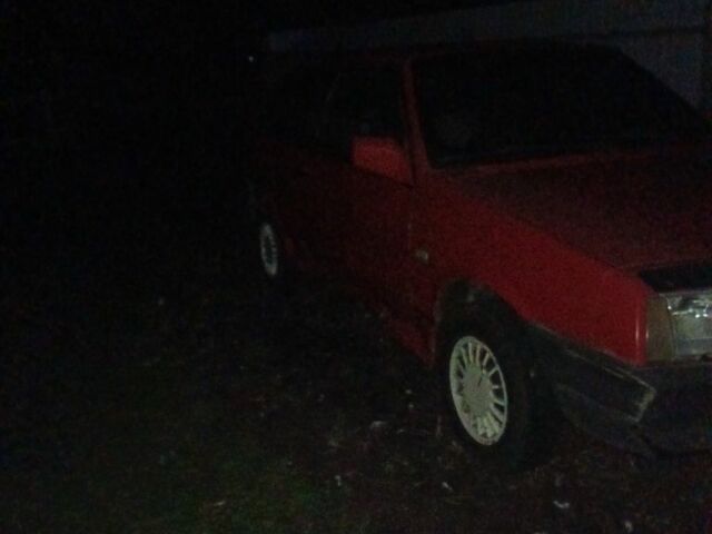 Красный ВАЗ 2108, объемом двигателя 0 л и пробегом 20 тыс. км за 946 $, фото 1 на Automoto.ua