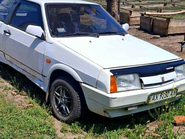 ВАЗ 2108, объемом двигателя 1.5 л и пробегом 250 тыс. км за 500 $, фото 1 на Automoto.ua