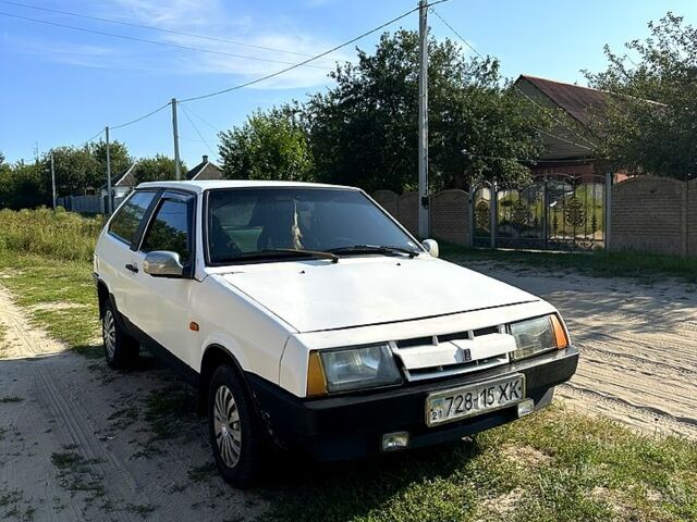 ВАЗ 2108, объемом двигателя 1.5 л и пробегом 200 тыс. км за 900 $, фото 1 на Automoto.ua