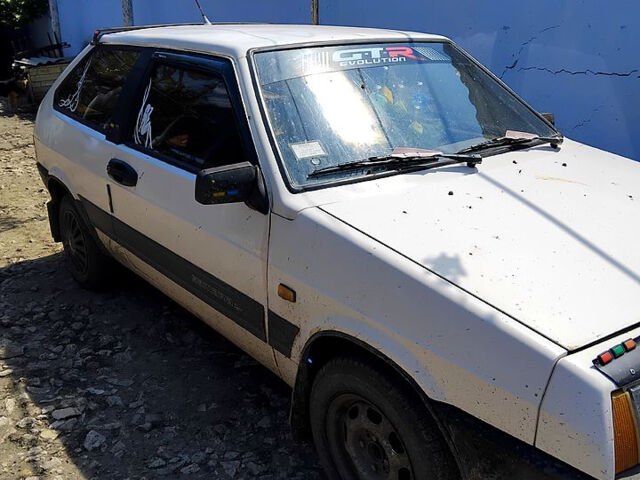 ВАЗ 2108, объемом двигателя 1.3 л и пробегом 200 тыс. км за 900 $, фото 1 на Automoto.ua
