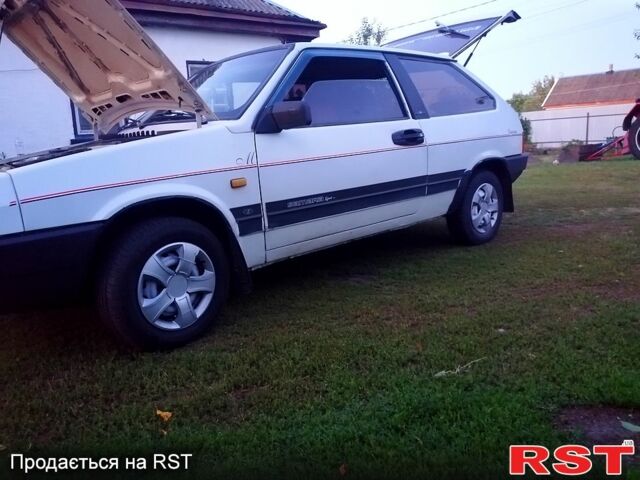 ВАЗ 2108, объемом двигателя 1.5 л и пробегом 0 тыс. км за 1000 $, фото 1 на Automoto.ua