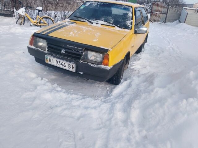 Желтый ВАЗ 2108, объемом двигателя 1.3 л и пробегом 100 тыс. км за 625 $, фото 1 на Automoto.ua