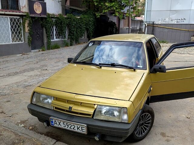 Желтый ВАЗ 2108, объемом двигателя 1.3 л и пробегом 0 тыс. км за 780 $, фото 1 на Automoto.ua