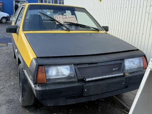 Желтый ВАЗ 2108, объемом двигателя 1.6 л и пробегом 3 тыс. км за 956 $, фото 1 на Automoto.ua