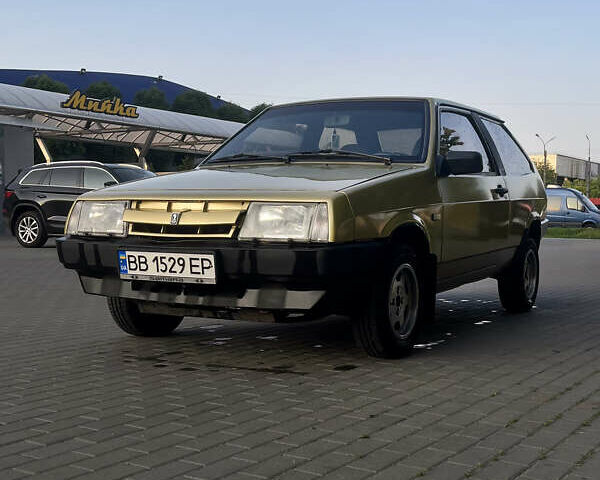 Желтый ВАЗ 2108, объемом двигателя 1.3 л и пробегом 100 тыс. км за 2180 $, фото 1 на Automoto.ua