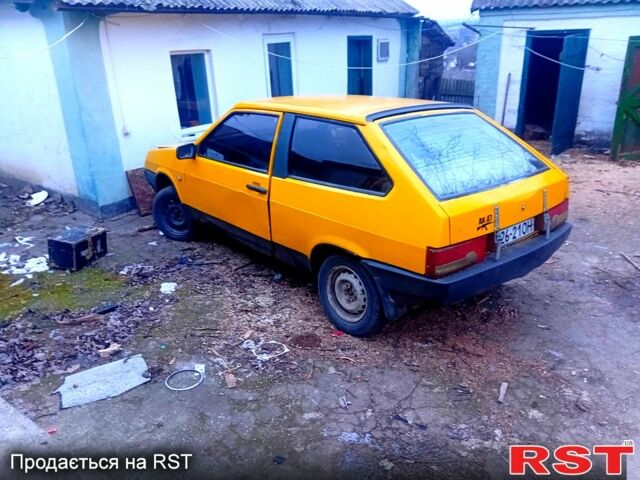 Жовтий ВАЗ 2108, об'ємом двигуна 1.5 л та пробігом 154 тис. км за 800 $, фото 1 на Automoto.ua