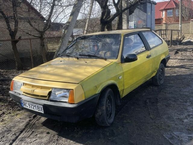 Желтый ВАЗ 2108, объемом двигателя 1.3 л и пробегом 2 тыс. км за 458 $, фото 1 на Automoto.ua