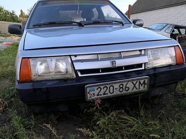 Серый ВАЗ 2108, объемом двигателя 1.3 л и пробегом 150 тыс. км за 700 $, фото 1 на Automoto.ua