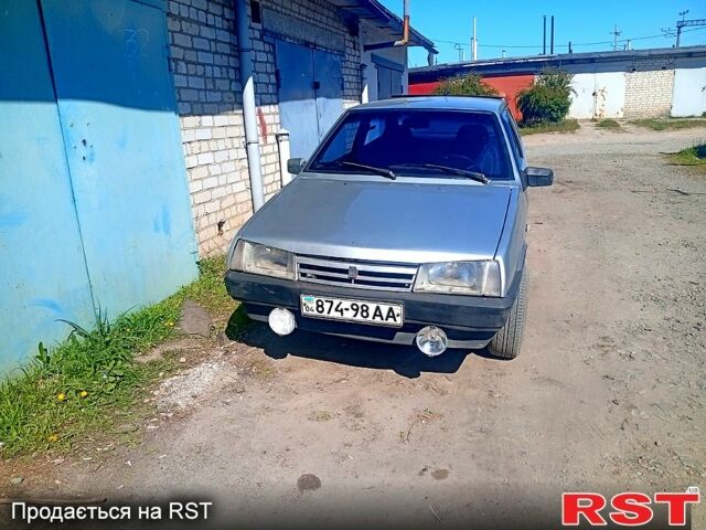 Серый ВАЗ 2108, объемом двигателя 1.5 л и пробегом 10 тыс. км за 800 $, фото 1 на Automoto.ua