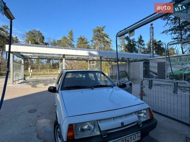 Серый ВАЗ 2108, объемом двигателя 1.29 л и пробегом 77 тыс. км за 800 $, фото 1 на Automoto.ua