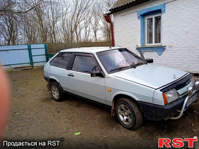 Серый ВАЗ 2108, объемом двигателя 1.3 л и пробегом 146 тыс. км за 950 $, фото 1 на Automoto.ua