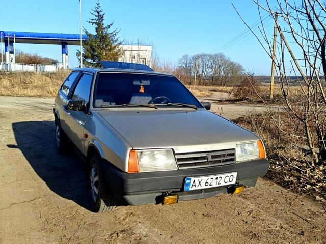 Серый ВАЗ 2108, объемом двигателя 1.3 л и пробегом 120 тыс. км за 950 $, фото 1 на Automoto.ua