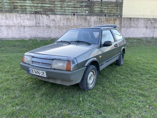 Серый ВАЗ 2108, объемом двигателя 1.3 л и пробегом 333 тыс. км за 600 $, фото 1 на Automoto.ua