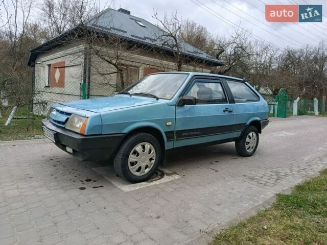 Серый ВАЗ 2108, объемом двигателя 1.29 л и пробегом 350 тыс. км за 550 $, фото 1 на Automoto.ua