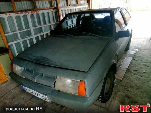 Серый ВАЗ 2108, объемом двигателя 1.5 л и пробегом 110 тыс. км за 460 $, фото 1 на Automoto.ua