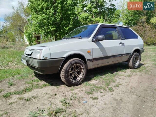 Серый ВАЗ 2108, объемом двигателя 1.3 л и пробегом 150 тыс. км за 1050 $, фото 1 на Automoto.ua