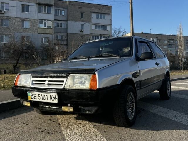 Серый ВАЗ 2108, объемом двигателя 1.3 л и пробегом 100 тыс. км за 1200 $, фото 1 на Automoto.ua