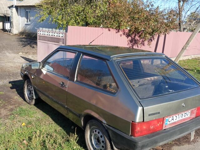 Серый ВАЗ 2108, объемом двигателя 1.1 л и пробегом 430 тыс. км за 900 $, фото 1 на Automoto.ua