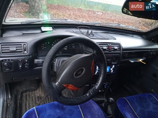 Серый ВАЗ 2108, объемом двигателя 1.1 л и пробегом 350 тыс. км за 1500 $, фото 1 на Automoto.ua