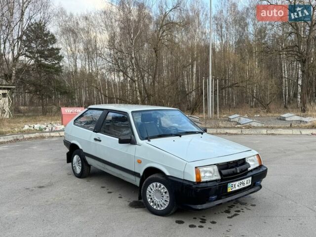 Серый ВАЗ 2108, объемом двигателя 1.5 л и пробегом 250 тыс. км за 650 $, фото 1 на Automoto.ua