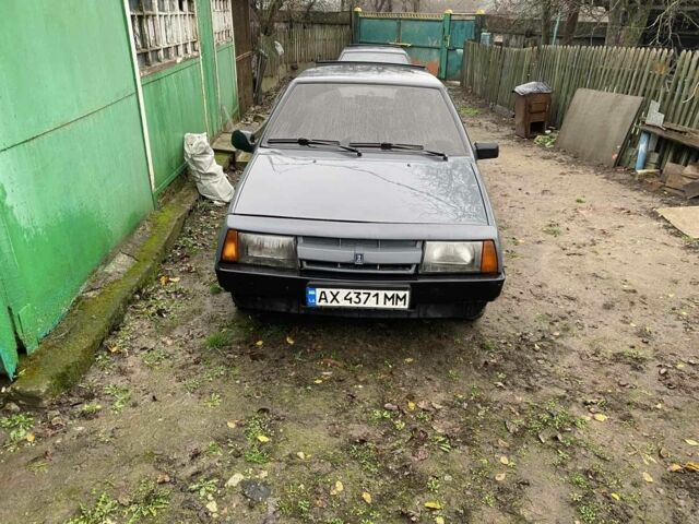 Серый ВАЗ 2108, объемом двигателя 1.3 л и пробегом 400 тыс. км за 828 $, фото 1 на Automoto.ua