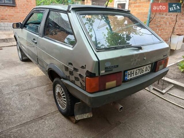 Серый ВАЗ 2108, объемом двигателя 1.5 л и пробегом 100 тыс. км за 500 $, фото 1 на Automoto.ua