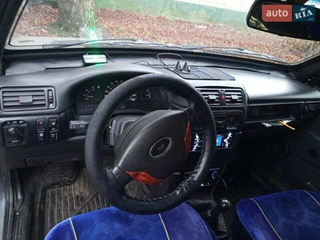 Серый ВАЗ 2108, объемом двигателя 1.1 л и пробегом 350 тыс. км за 2100 $, фото 1 на Automoto.ua