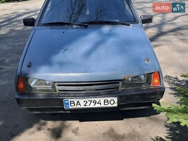 Серый ВАЗ 2108, объемом двигателя 1.5 л и пробегом 300 тыс. км за 500 $, фото 1 на Automoto.ua