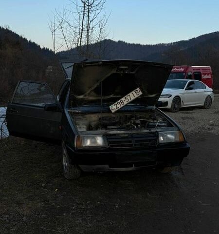 Серый ВАЗ 2108, объемом двигателя 1.5 л и пробегом 350 тыс. км за 300 $, фото 1 на Automoto.ua