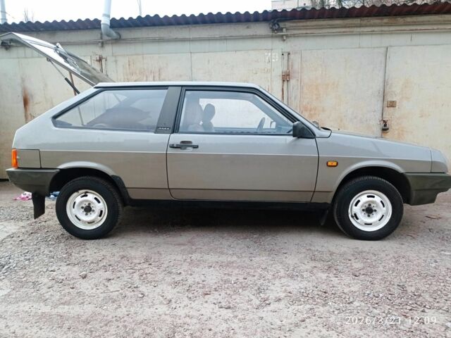 Серый ВАЗ 2108, объемом двигателя 1.5 л и пробегом 97 тыс. км за 4500 $, фото 1 на Automoto.ua