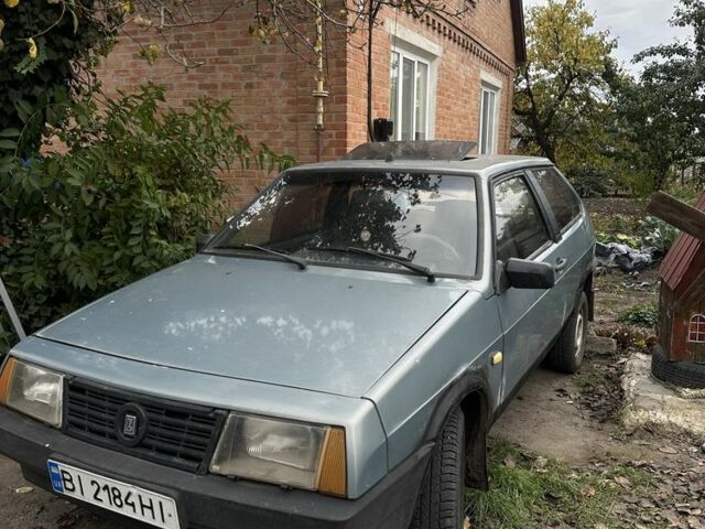 Серый ВАЗ 2108, объемом двигателя 1.3 л и пробегом 300 тыс. км за 594 $, фото 1 на Automoto.ua
