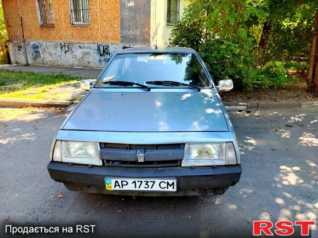 Серый ВАЗ 2108, объемом двигателя 1.3 л и пробегом 200 тыс. км за 710 $, фото 1 на Automoto.ua