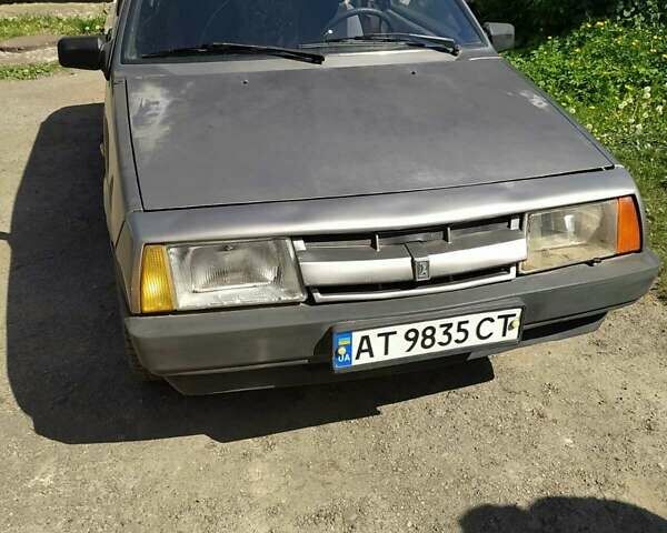 Серый ВАЗ 2108, объемом двигателя 1.5 л и пробегом 230 тыс. км за 850 $, фото 1 на Automoto.ua
