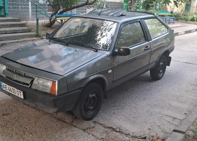 Серый ВАЗ 2108, объемом двигателя 1.3 л и пробегом 175 тыс. км за 750 $, фото 1 на Automoto.ua