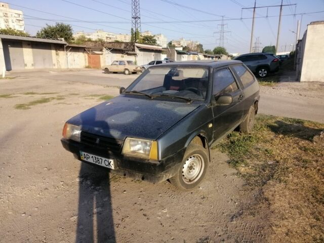 Серый ВАЗ 2108, объемом двигателя 1.5 л и пробегом 300 тыс. км за 500 $, фото 1 на Automoto.ua