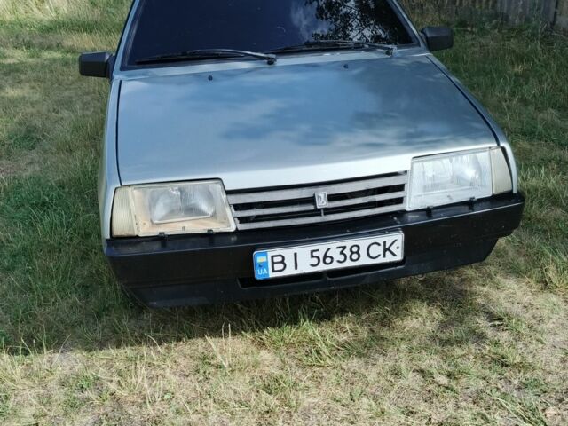 Серый ВАЗ 2108, объемом двигателя 1 л и пробегом 555 тыс. км за 835 $, фото 1 на Automoto.ua