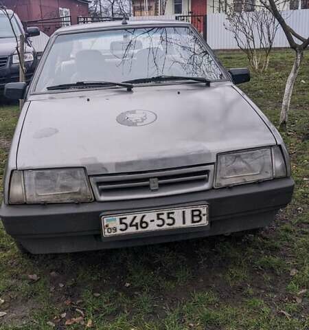 Серый ВАЗ 2108, объемом двигателя 1.1 л и пробегом 300 тыс. км за 700 $, фото 1 на Automoto.ua