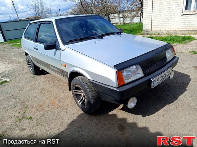 Серый ВАЗ 2108, объемом двигателя 1.5 л и пробегом 230 тыс. км за 1650 $, фото 1 на Automoto.ua