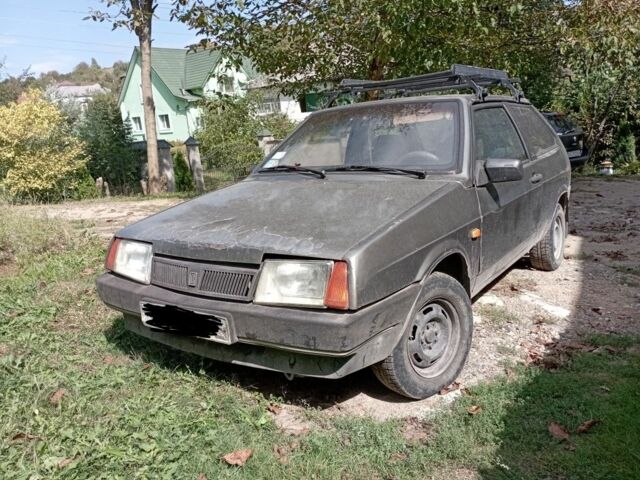 Серый ВАЗ 2108, объемом двигателя 0 л и пробегом 300 тыс. км за 350 $, фото 1 на Automoto.ua