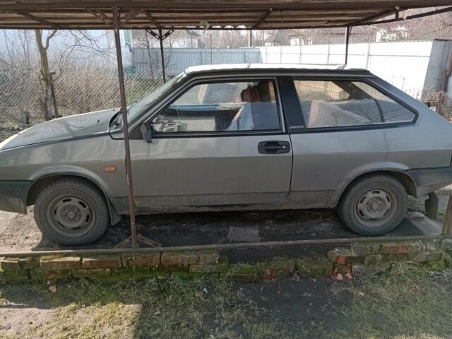 Серый ВАЗ 2108, объемом двигателя 1.3 л и пробегом 70 тыс. км за 1000 $, фото 1 на Automoto.ua