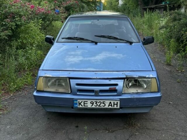 Синий ВАЗ 2108, объемом двигателя 1.3 л и пробегом 400 тыс. км за 300 $, фото 1 на Automoto.ua