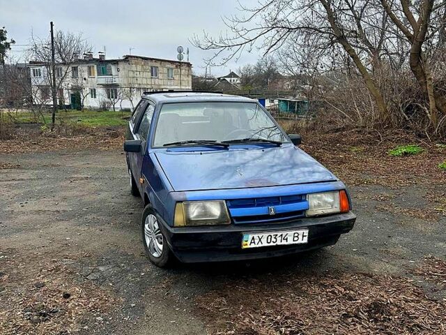 Синий ВАЗ 2108, объемом двигателя 1.5 л и пробегом 200 тыс. км за 600 $, фото 1 на Automoto.ua