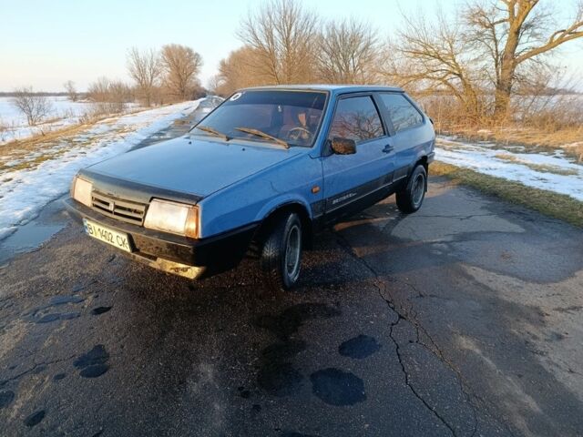 Синий ВАЗ 2108, объемом двигателя 1.3 л и пробегом 122 тыс. км за 650 $, фото 1 на Automoto.ua