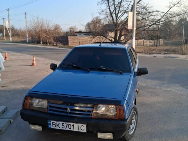 Синий ВАЗ 2108, объемом двигателя 1.3 л и пробегом 100 тыс. км за 1500 $, фото 1 на Automoto.ua