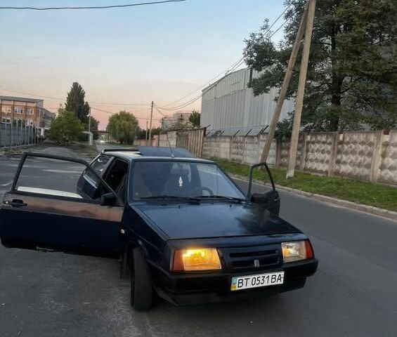 Синий ВАЗ 2108, объемом двигателя 1.1 л и пробегом 100 тыс. км за 447 $, фото 1 на Automoto.ua