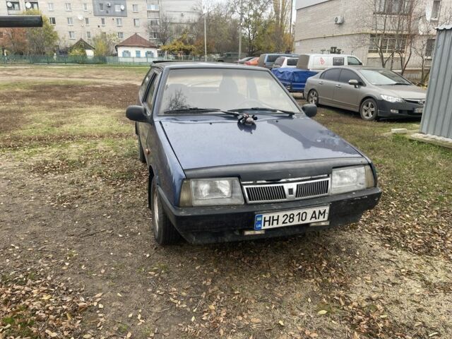 Синий ВАЗ 2108, объемом двигателя 1.5 л и пробегом 250 тыс. км за 850 $, фото 1 на Automoto.ua