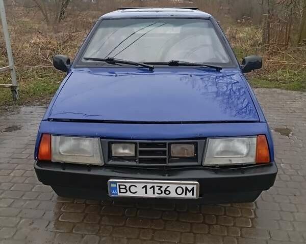 Синий ВАЗ 2108, объемом двигателя 1.29 л и пробегом 100 тыс. км за 650 $, фото 1 на Automoto.ua