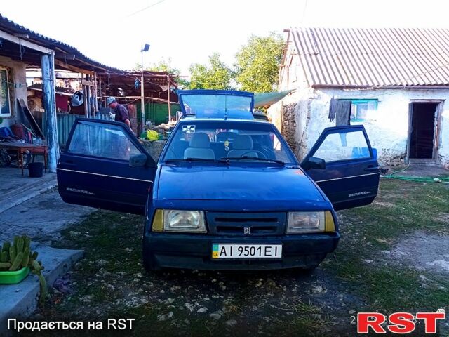 Синий ВАЗ 2108, объемом двигателя 1.3 л и пробегом 150 тыс. км за 600 $, фото 1 на Automoto.ua
