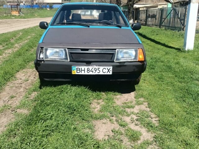 Синий ВАЗ 2108, объемом двигателя 1.5 л и пробегом 190 тыс. км за 1100 $, фото 1 на Automoto.ua